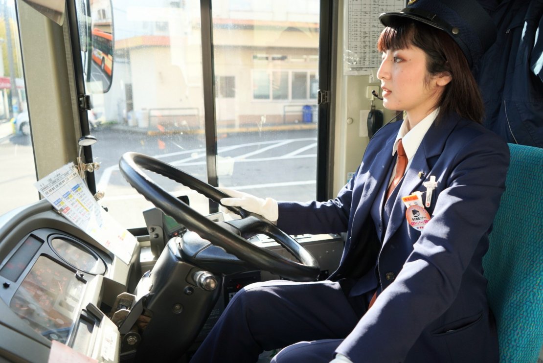 社員インタビュー　坂田梢　運転の様子