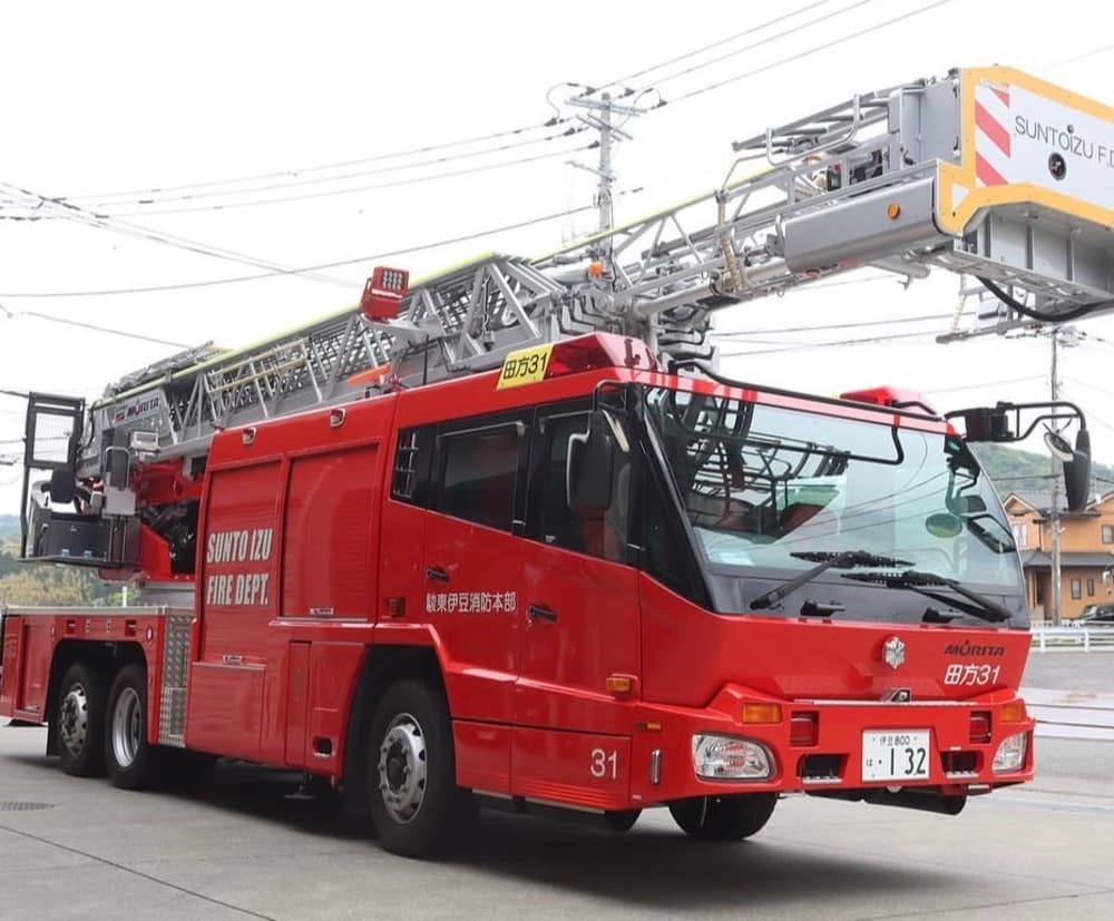 ハシゴ車